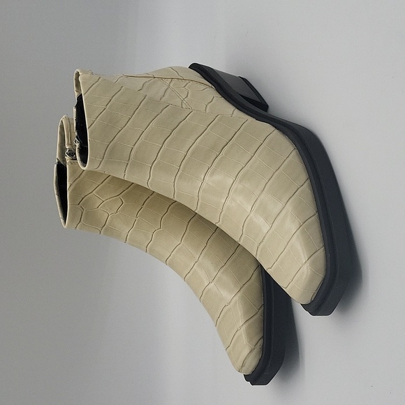 939- Franco Sarto Women's Knee Boots Size 6M NWT - Picture 2 of 11